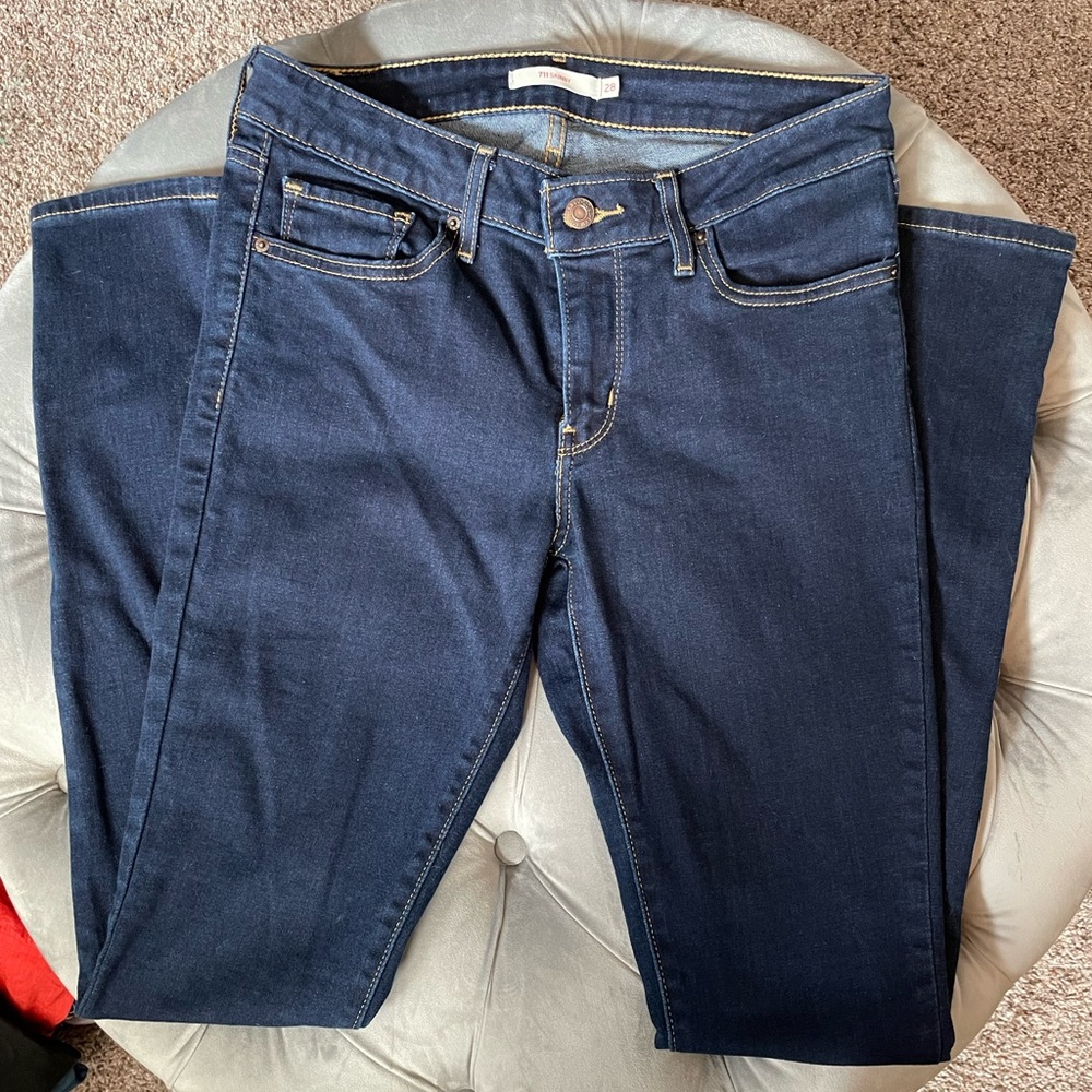Women’s Levi Jeans